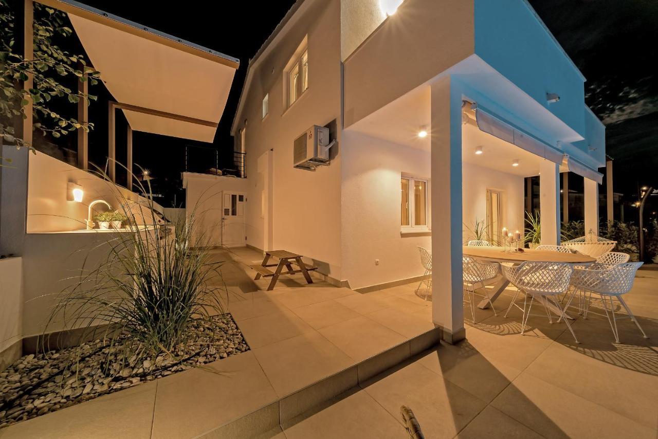 Marula Holiday Home - With Heated Pool Marina Eksteriør bilde