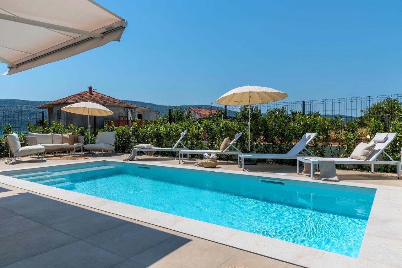 Marula Holiday Home - With Heated Pool Marina Eksteriør bilde