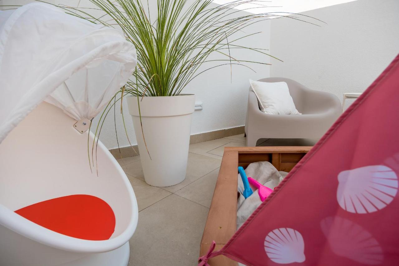 Marula Holiday Home - With Heated Pool Marina Eksteriør bilde